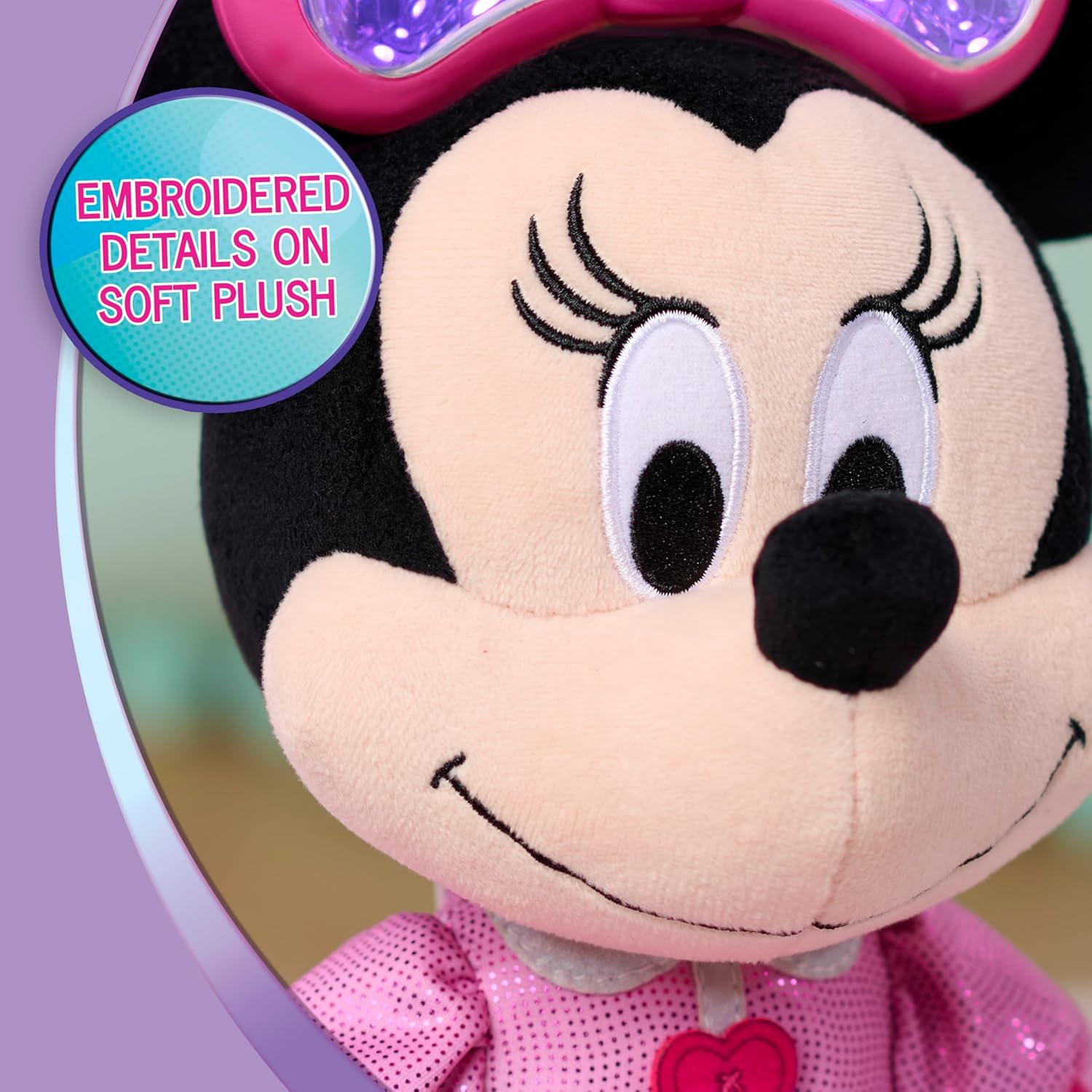 Disney Jr. Colorfinity Minnie Mouse