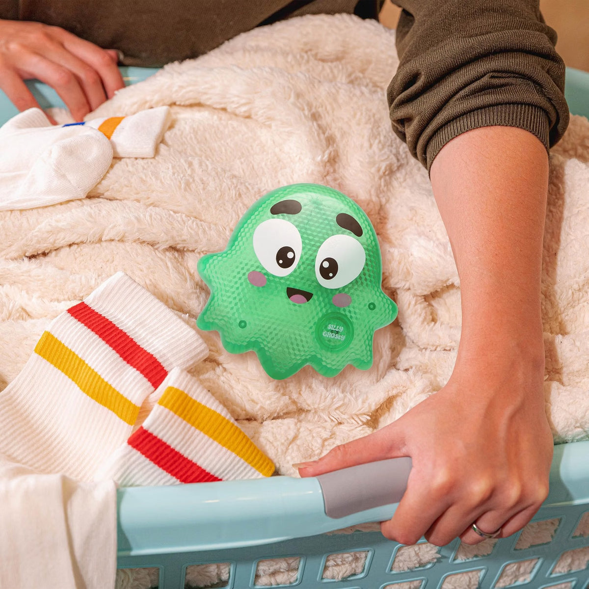 WHAT DO YOU MEME? Silly Poopy & Friends™ Hide & Seek Ghost™ By Relatable