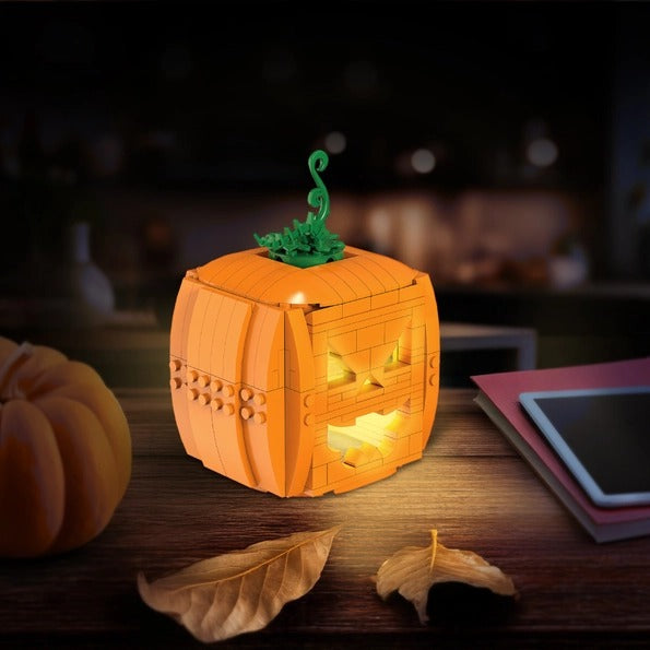 Jack-O-Lantern Pumpkin Halloween Building Set 233pc